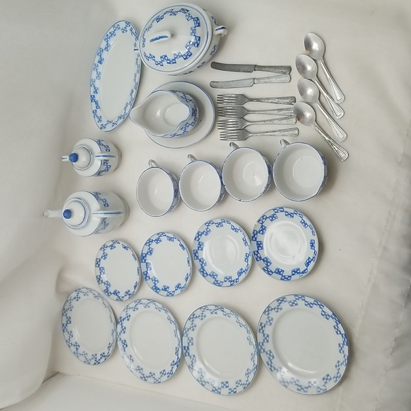 Mid Century Children's Bone China Tea Set - Picture 2 of 16